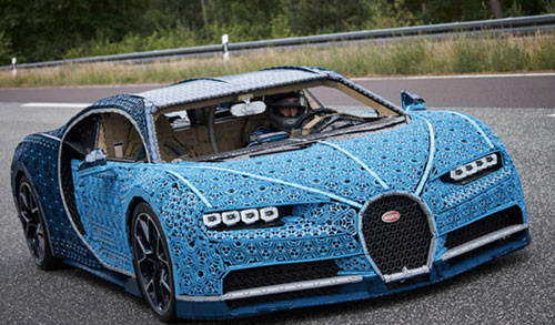 Siêu Xe Bugatti Làm Từ 1 Triệu Mảnh Lego, Chạy Bon Bon Trên Đường