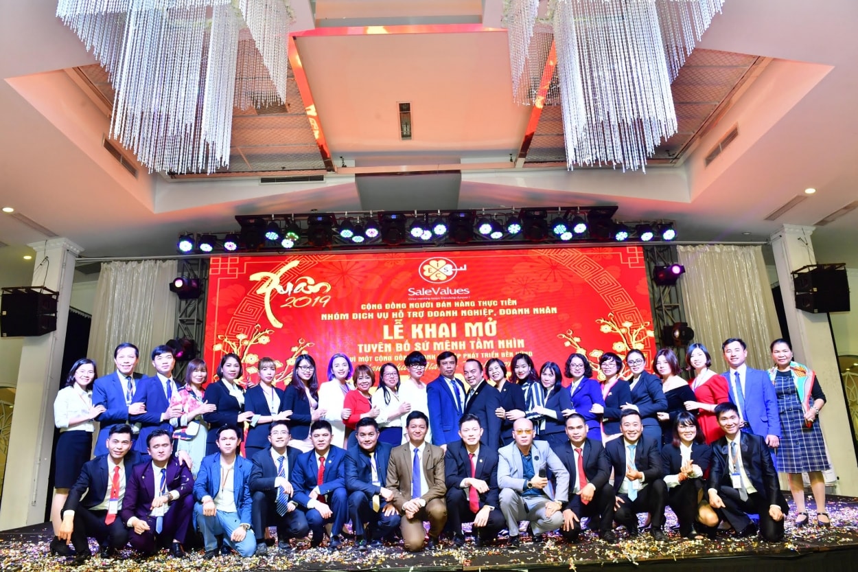 Các thành viên khai sáng Nhóm dịch vụ hỗ trợ doanh nghiệp