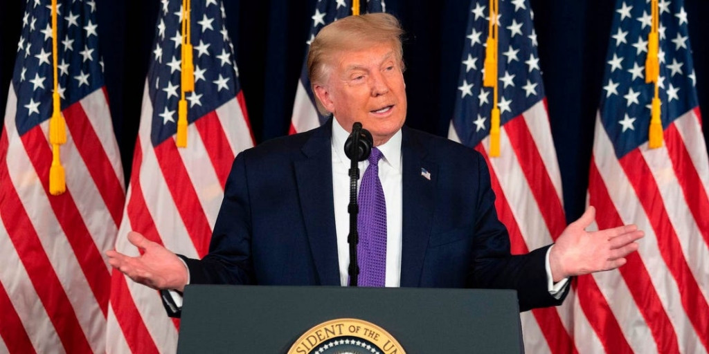 Tổng thống Mỹ, Donald Trump tại cuộc họp báo tại New Jersey hôm 15/8 (Ảnh: AFP) Tổng thống Mỹ, Donald Trump tại cuộc họp báo tại New Jersey hôm 15/8 (Ảnh: AFP)