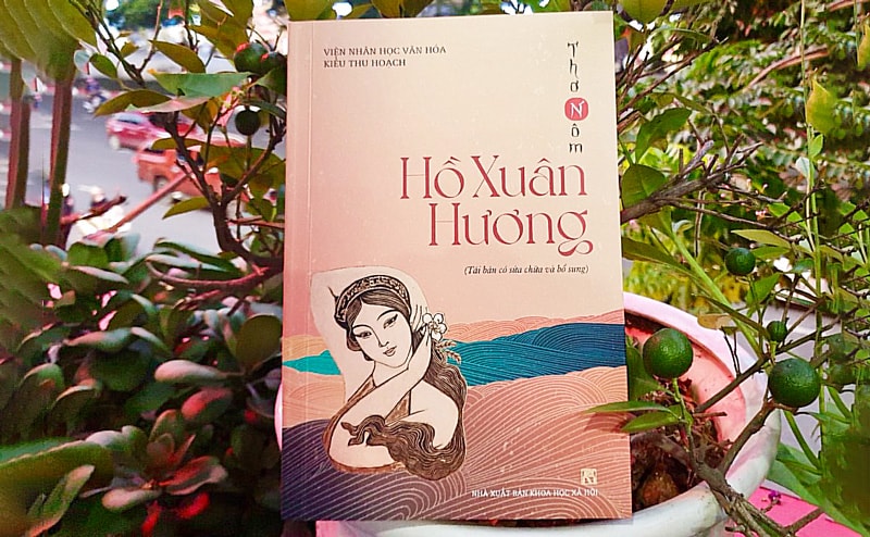 Thơ Nôm Hồ Xuân Hương - Những phát hiện mới