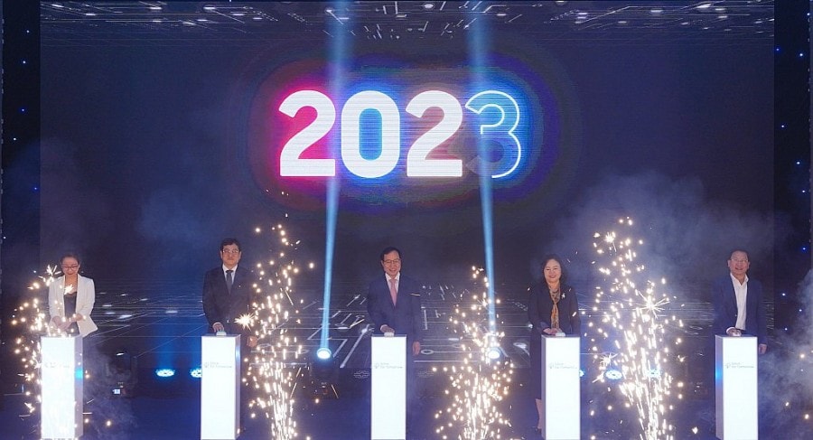 Cuộc thi Solve for Tomorrow chính thức khởi động mùa giải 2023 hứa hẹn sẽ nhận được nhiều bài dự thi ấn tượng (2)