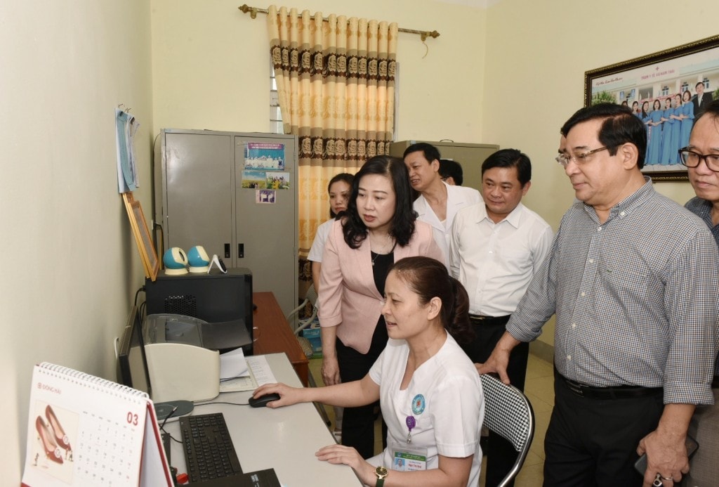 Phụ cấp nghề cán bộ y tế dự phòng, y tế cơ sở theo quy định mới