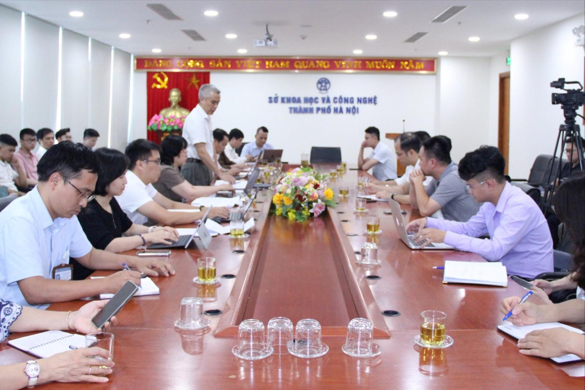 Khai thác nguồn lực trí thức trẻ Thủ đô với nhiệm vụ nghiên cứu khoa học - công nghệ