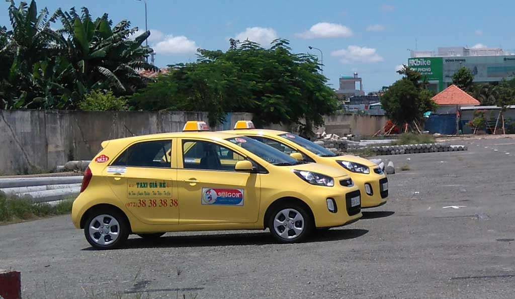 TP Hồ Chí Minh yêu cầu tăng cường điều tra, xử lý tình trạng xe taxi