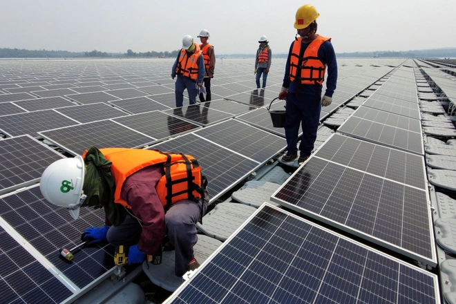 14 dự án điện mặt trời bị áp sai giá: Bộ Công Thương yêu cầu EVN giải quyết - 1