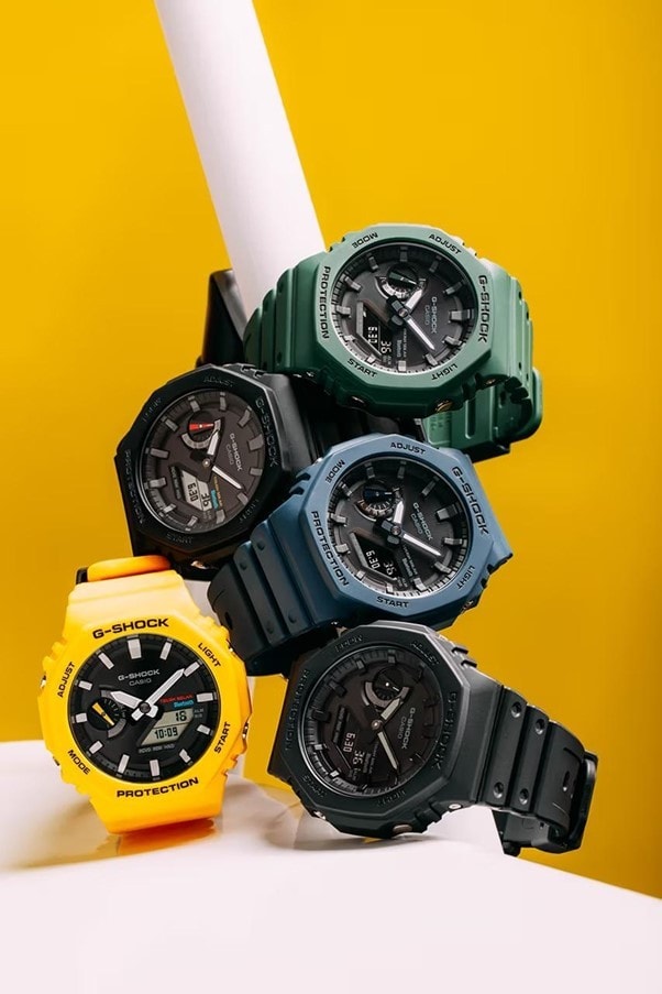 G Shock GA 2100 bản gốc do G Shock phát hành được trang bị nhiều tính năng hữu ích phục vụ cho thể thao.
