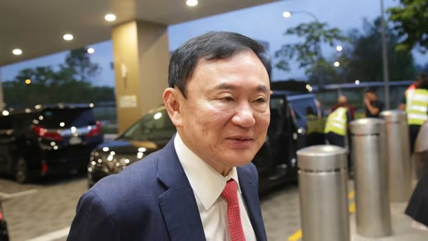 Thai Lan: May bay cho cuu Thu tuong Thaksin ha canh o Bangkok hinh anh 1