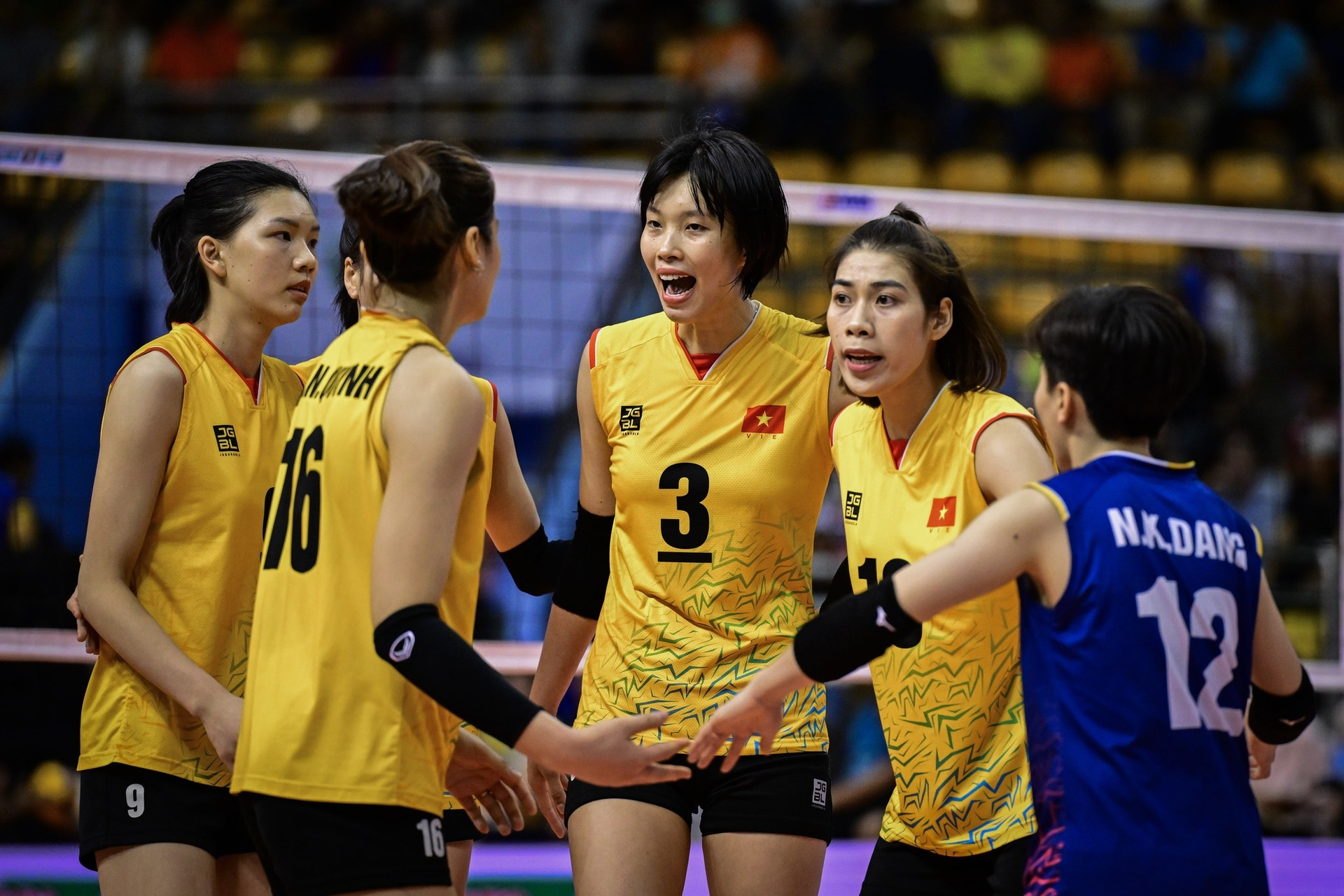 Đối thủ Trung Quốc mạnh ra sao so với tuyển bóng chuyền nữ Việt Nam? - 2