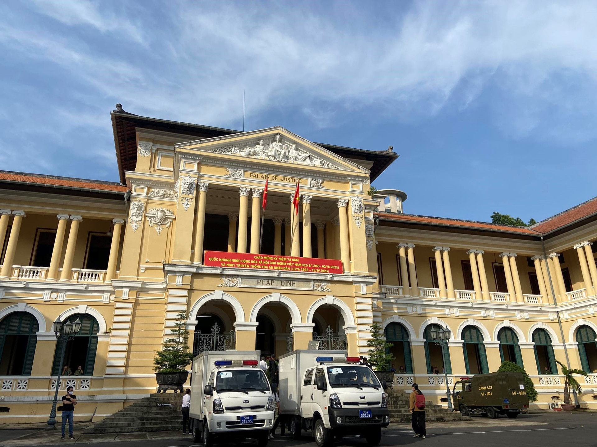 Thành phố Hồ Chí Minh: Mở phiên tòa xét xử Nguyễn Phương Hằng và các đồng phạm