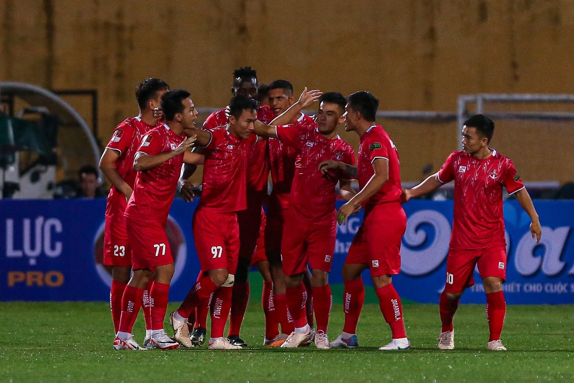 29-hai-phong-fc.jpg