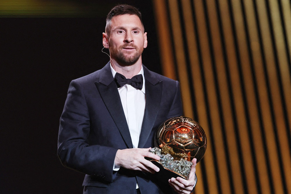 Lionel Messi lần thứ 8 giành Quả bóng vàng, lập kỷ lục vĩ đại - 1