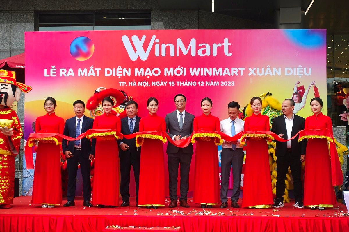 nam-2023-wincommerce-tang-toc-ra-mat-loat-nhan-dien-moi-cho-cac-sieu-thi-cua-hang-tren-toan-quoc-.jpg