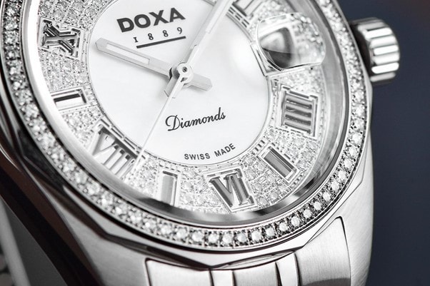 Chiếc đồng hồ nam kim cương Doxa Noble Deluxe D105SWH