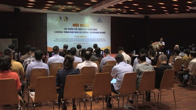 Trung tâm Đào tạo nghiệp vụ Tiêu chuẩn Đo lường Chất lượng phối hợp cùng Chi cục Tiêu chuẩn Đo lường Chất lượng Hà Nội tổ chức chương trình tập huấn về đảm bảo đo lường