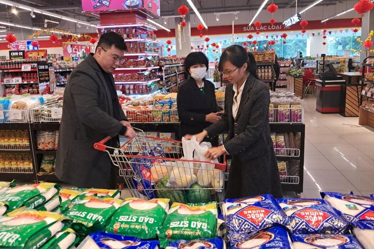 Hà Nội: Nhiều siêu thị mở cửa xuyên Tết
