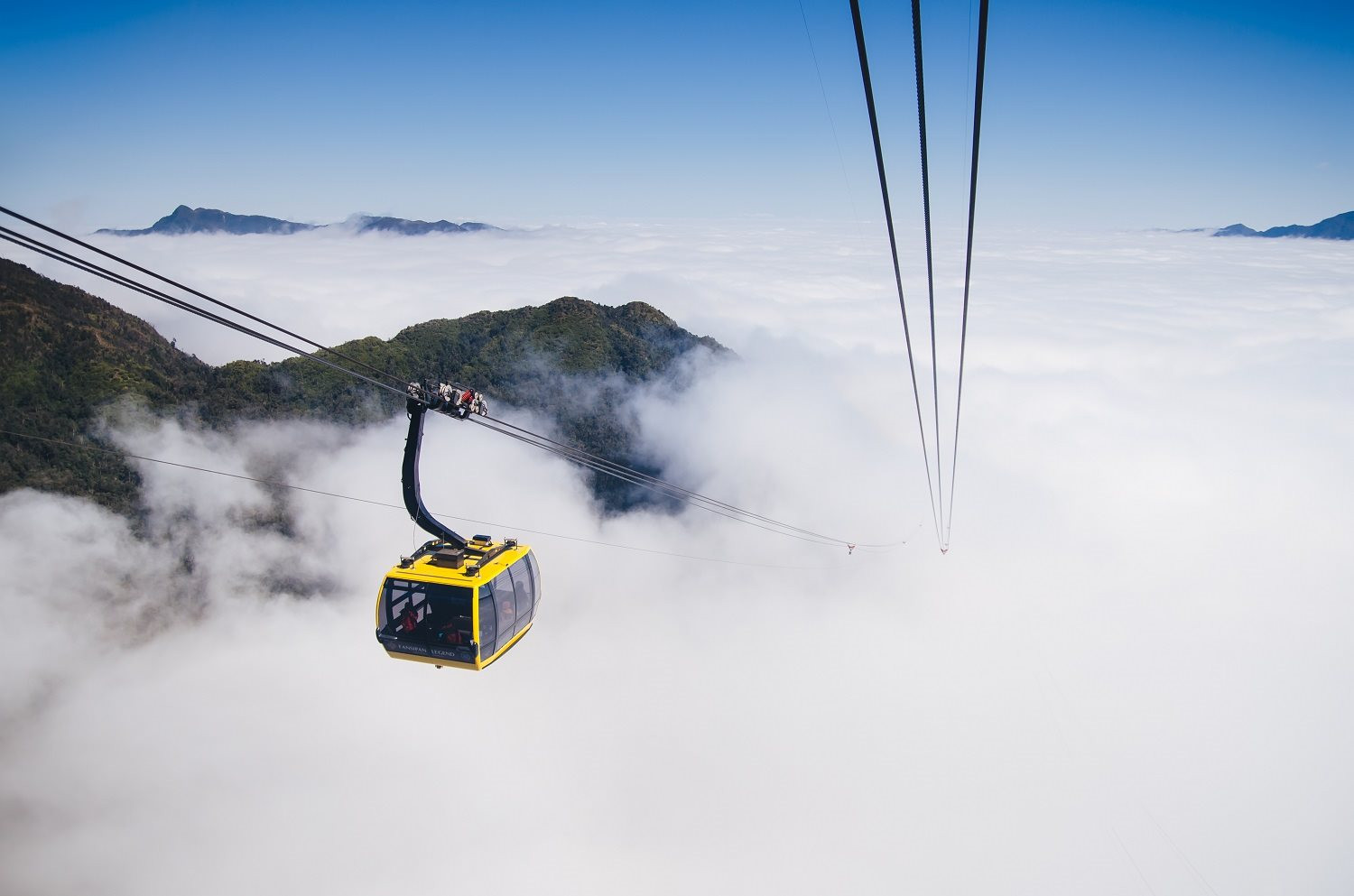 the-fansipan-cable-car.jpg