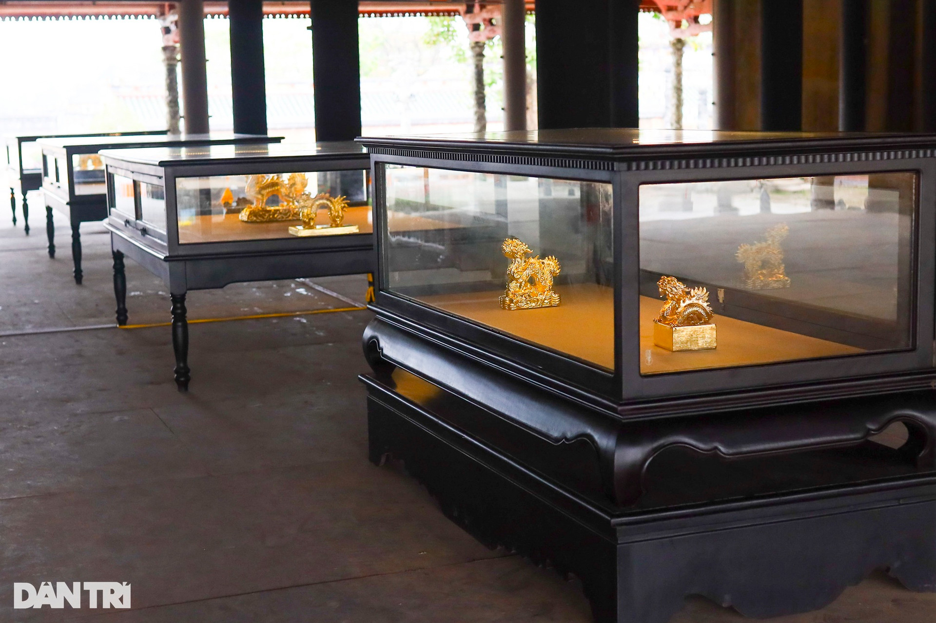 Ngắm bộ sưu tập rồng triều Nguyễn trong điện Thái Hòa - 10