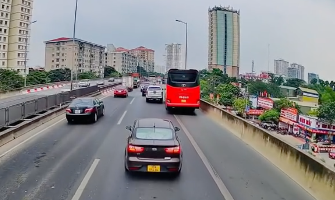 5 lỗi tài xế Việt hay mắc phải trên đường cao tốc và mức phạt - 3