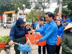 Triển khai mô hình chợ dân sinh giảm thiểu rác thải nhựa năm 2024