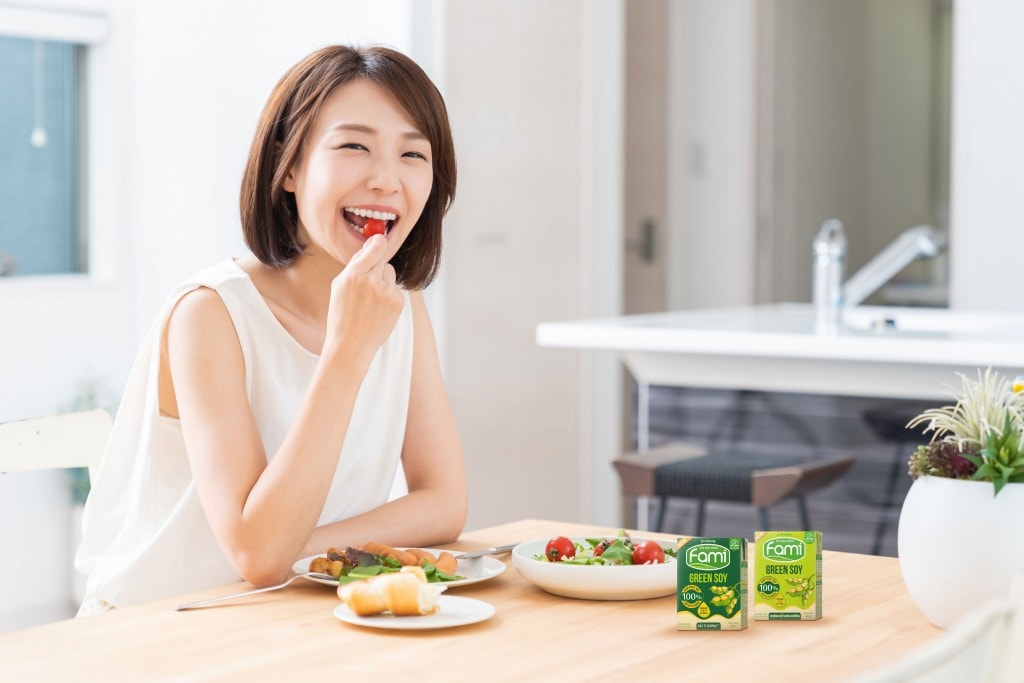 Vinasoy ra mắt sản phẩm sữa đậu nành Fami Green Soy_04
