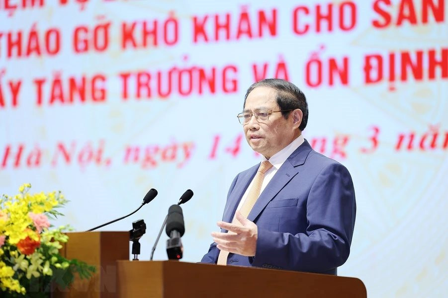 Thủ tướng Phạm Minh Chính phát biểu chỉ đạo Hội nghị triển khai nhiệm vụ điều hành chính sách tiền tệ năm 2024. Ảnh: Dương Giang/TTXVN