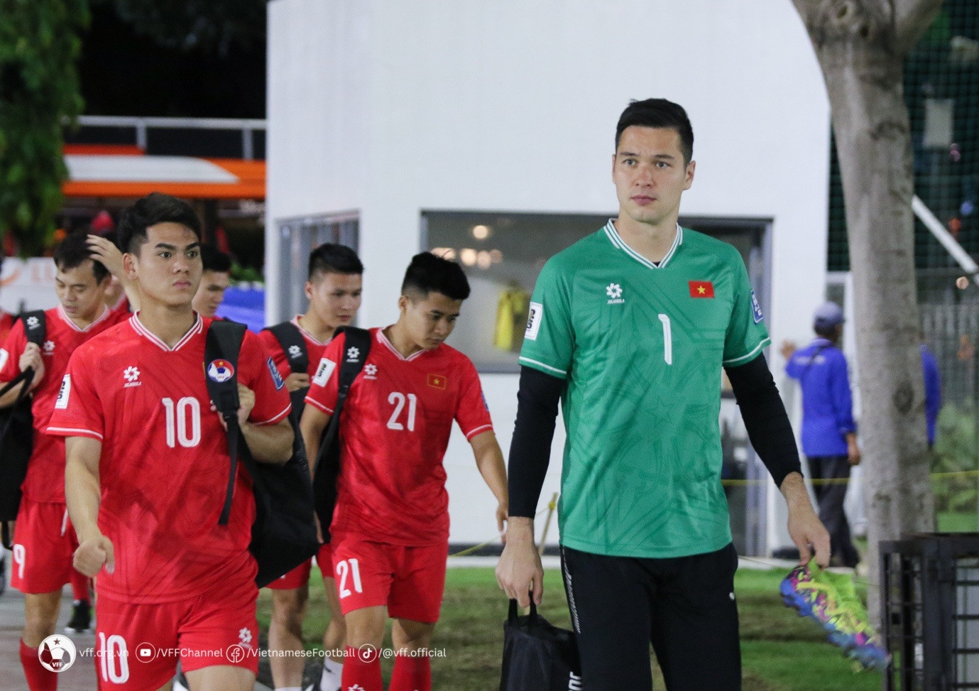 Đội tuyển Việt Nam nhận tin không vui từ AFC trước trận gặp Indonesia - 1
