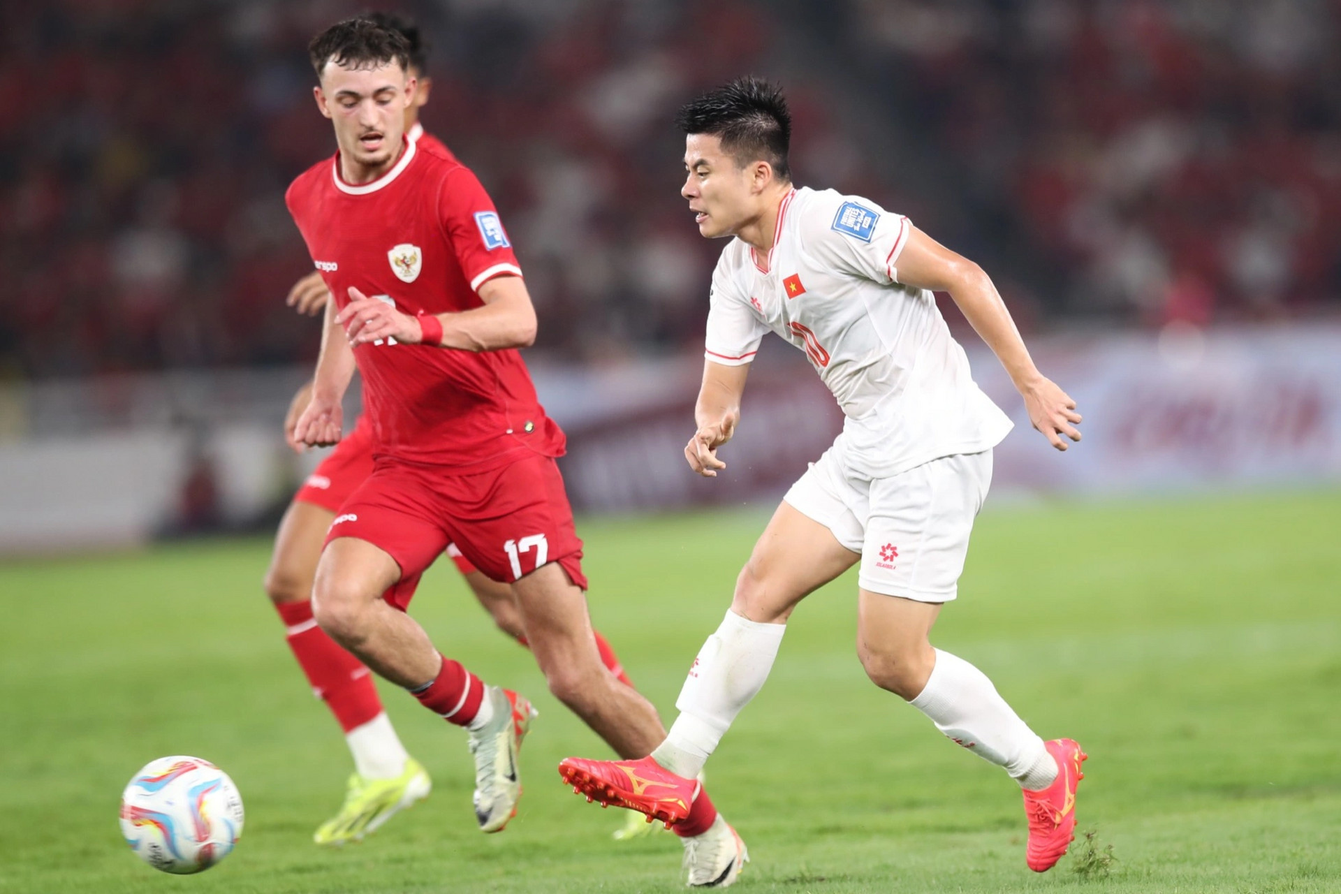 Đội tuyển Việt Nam bị trừ điểm rất nặng, tụt sâu trên bảng xếp hạng FIFA - 2