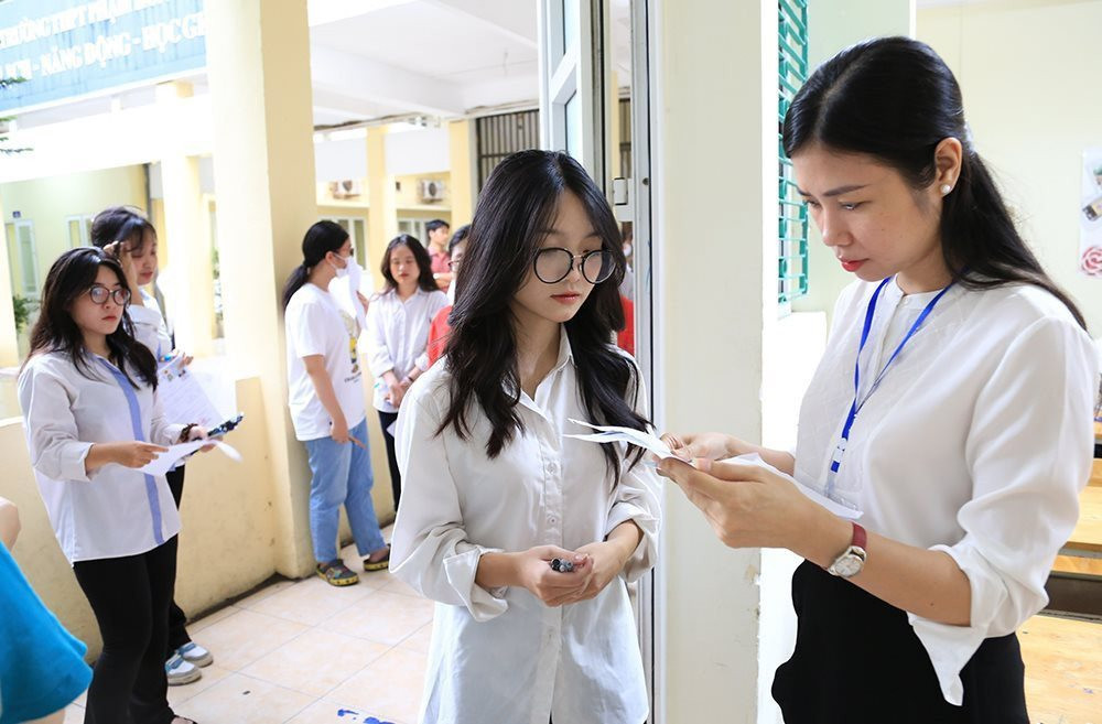 Thí sinh thi tốt nghiệp THPT năm 2023 tại Hà Nội. 