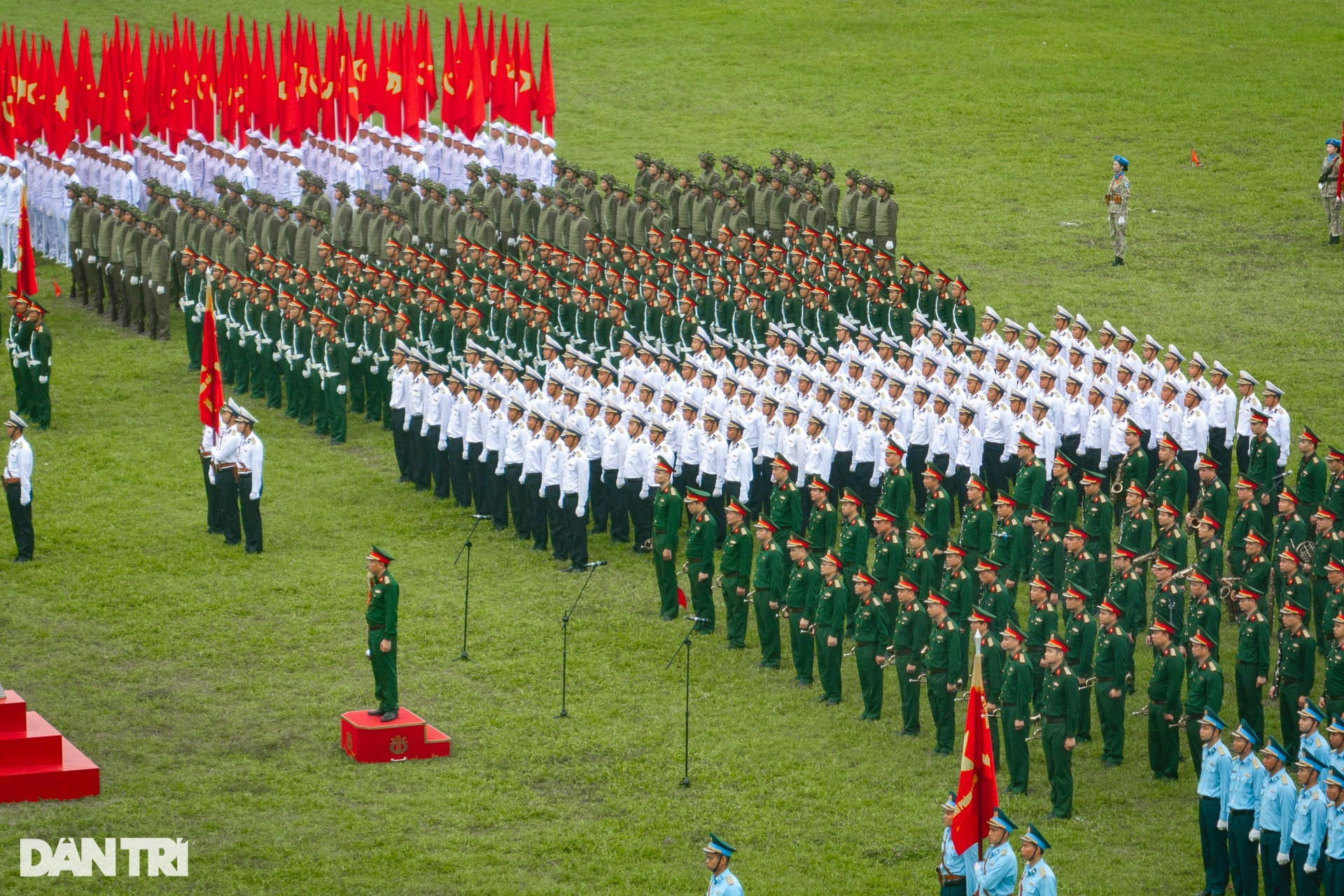3.000 chiến sĩ hợp luyện diễu binh kỷ niệm 70 năm Chiến thắng Điện Biên Phủ - 3