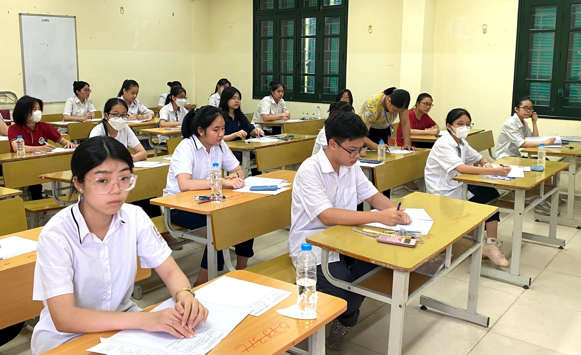 Kỳ thi tuyển sinh vào lớp 10 THPT năm học 2024-2025 tại Hà Nội diễn ra ngày 8 và 9-6. Ảnh: Thống Nhất