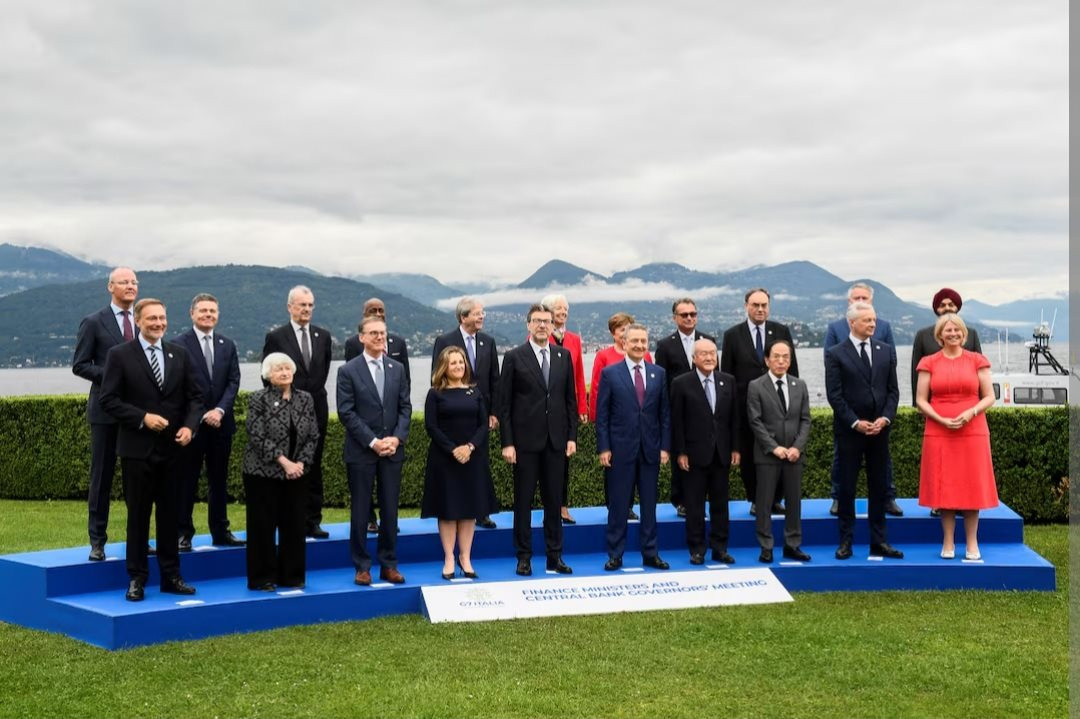 Bộ trưởng Tài chính và Thống đốc Ngân hàng Trung ương các nước G7 nhóm họp tại Stresa, miền Bắc Italia.