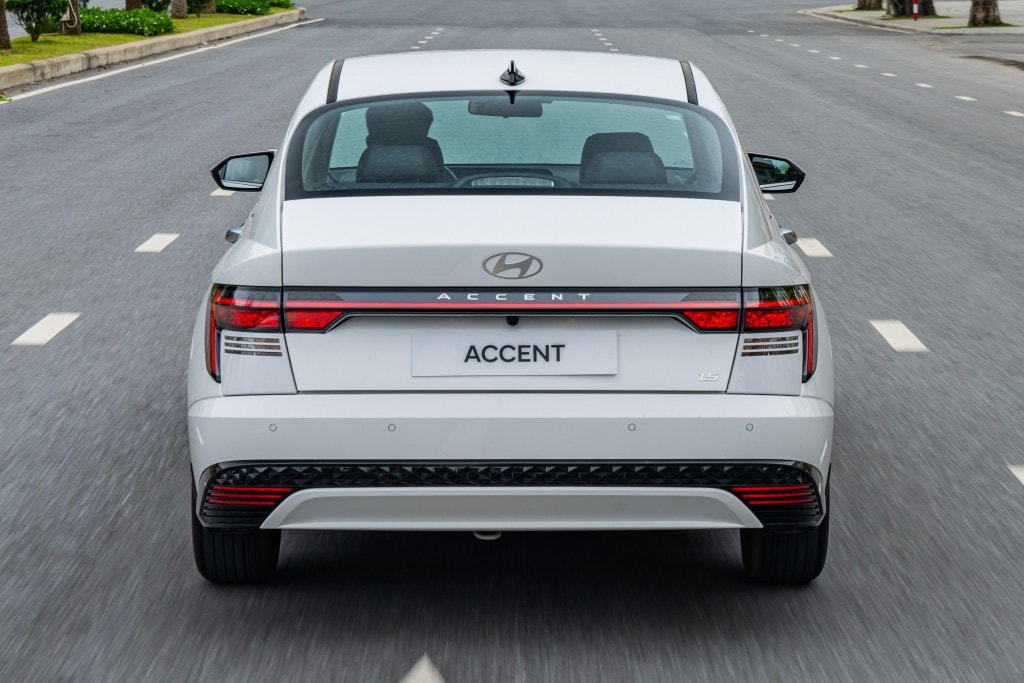 Hyundai Accent thế hệ hoàn toàn mới ra mắt tại thị trường Việt Nam Hyundai Accent thế hệ hoàn toàn mới ra mắt tại thị trường Việt Nam