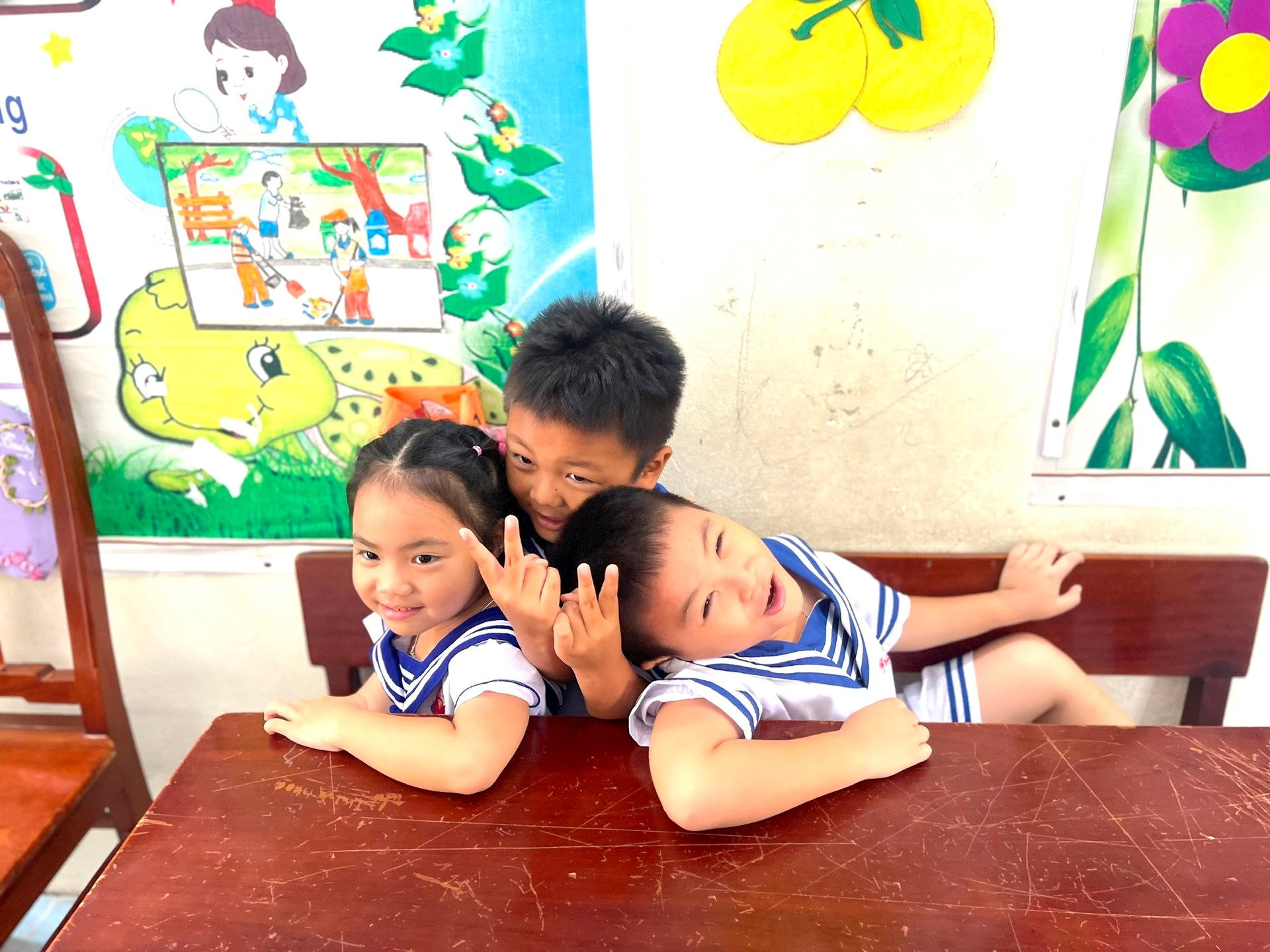 Học sinh mầm non tại trường học đảo Đá Tây - Ảnh: Hương Ly