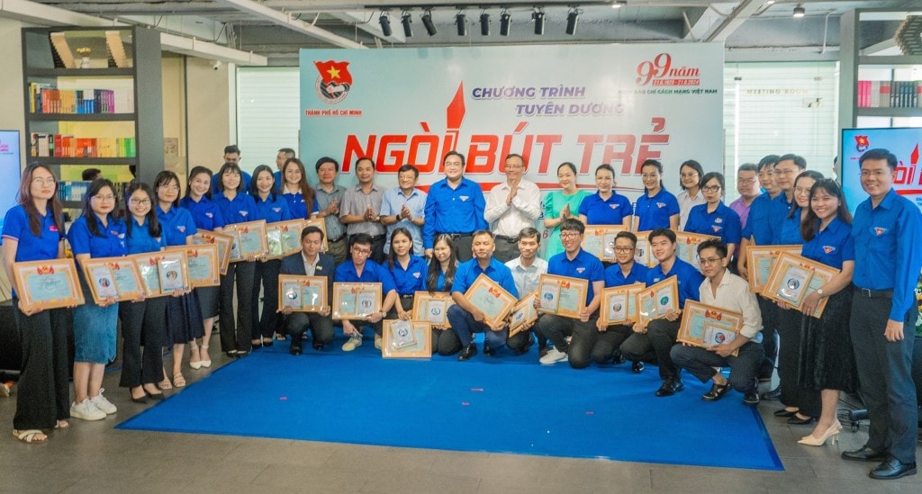 28 Ngòi bút trẻ xuất sắc được Thành đoàn TP HCM tuyên dương sáng 19/6