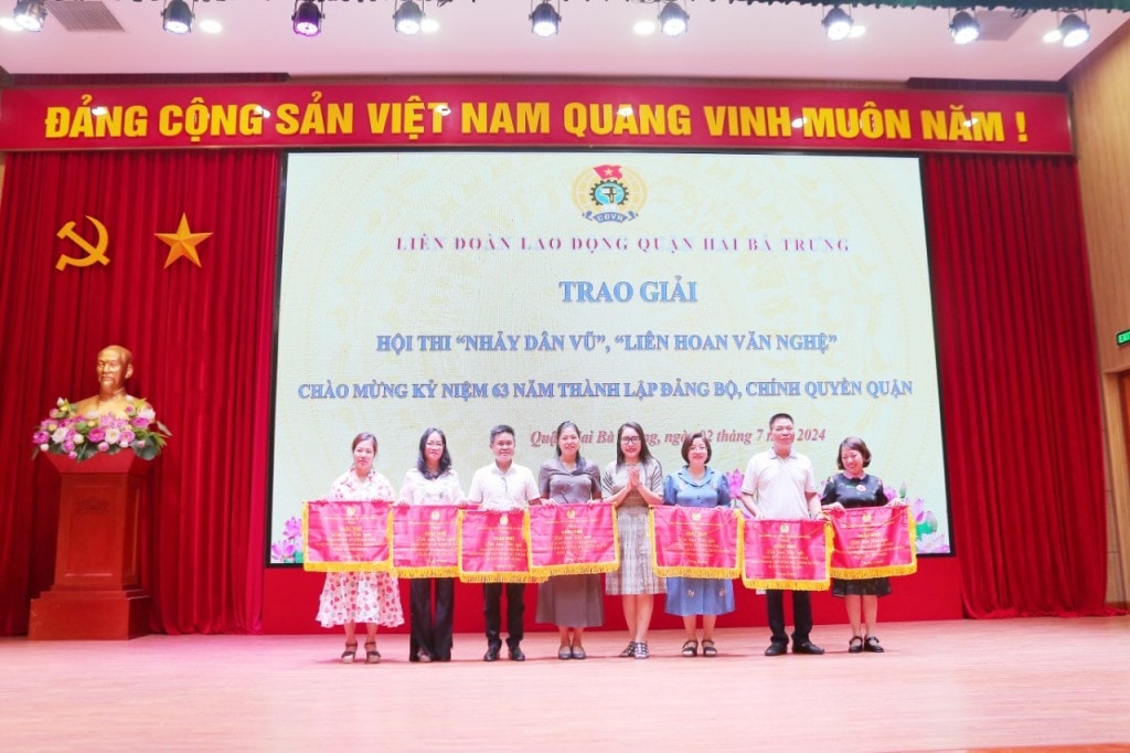 LĐLĐ quận Hai Bà Trưng trao giải Hội thi 