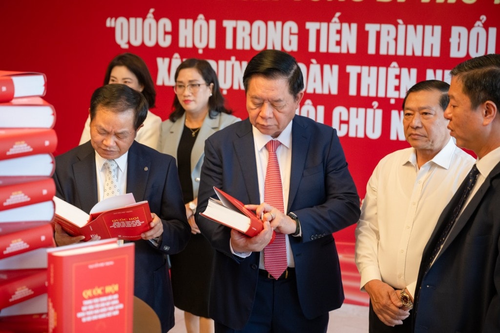 Ra mắt cuốn sách của Tổng Bí thư Nguyễn Phú Trọng viết về Quốc hội