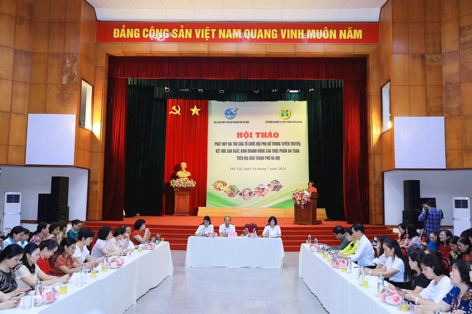 quang-canh-hoi-thao-16-7.jpg