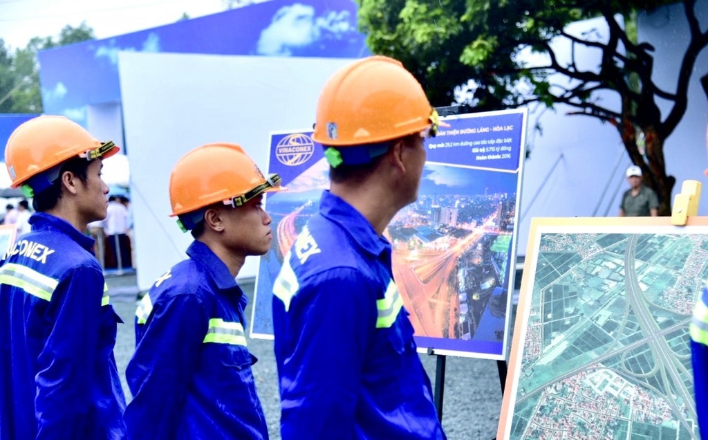 Đột phá phát triển từ hạ tầng giao thông Đột phá phát triển từ hạ tầng giao thông