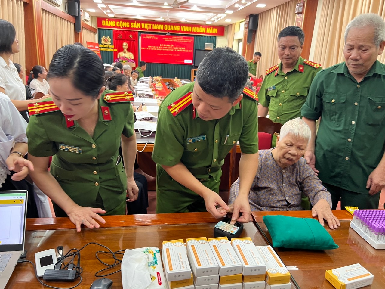 Triển khai thu mẫu ADN thân nhân liệt sĩ chưa xác định được thông tin