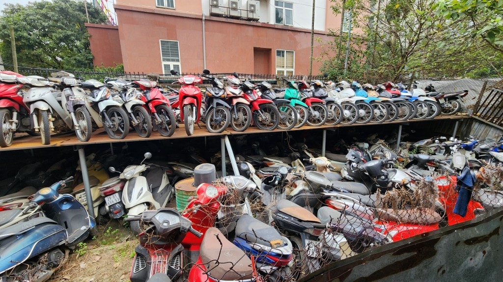 Hơn ba năm không thanh lý được những chiếc xe 