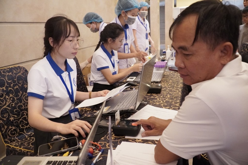 Người dân thực hiện định danh ADN vào căn cước theo Luật Căn cước Người dân thực hiện định danh ADN vào căn cước theo Luật Căn cước