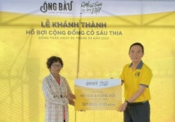 Quỹ Phát triển Tài năng Việt tặng hồ dạy bơi cho trẻ em nghèo