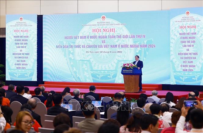 news.vnanet.vn-data-articles-2024-08-22-7550374-_vna_potal_thu_tuong_pham_minh_chinh_du_hoi_nghi_nguoi_viet_nam_o_nuoc_ngoai_tren_toan_the_gioi_lan_thu_iv_stand.jpg