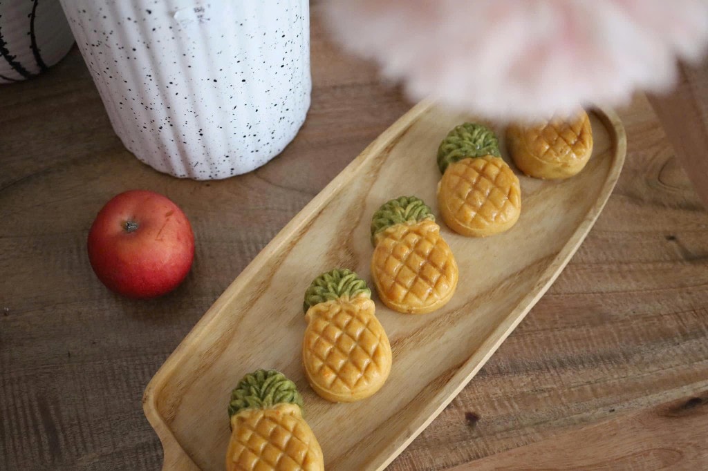 Năm nay, bánh handmade, nhân thập cẩm truyền thống được nhiều bạn trẻ ưa chuộng