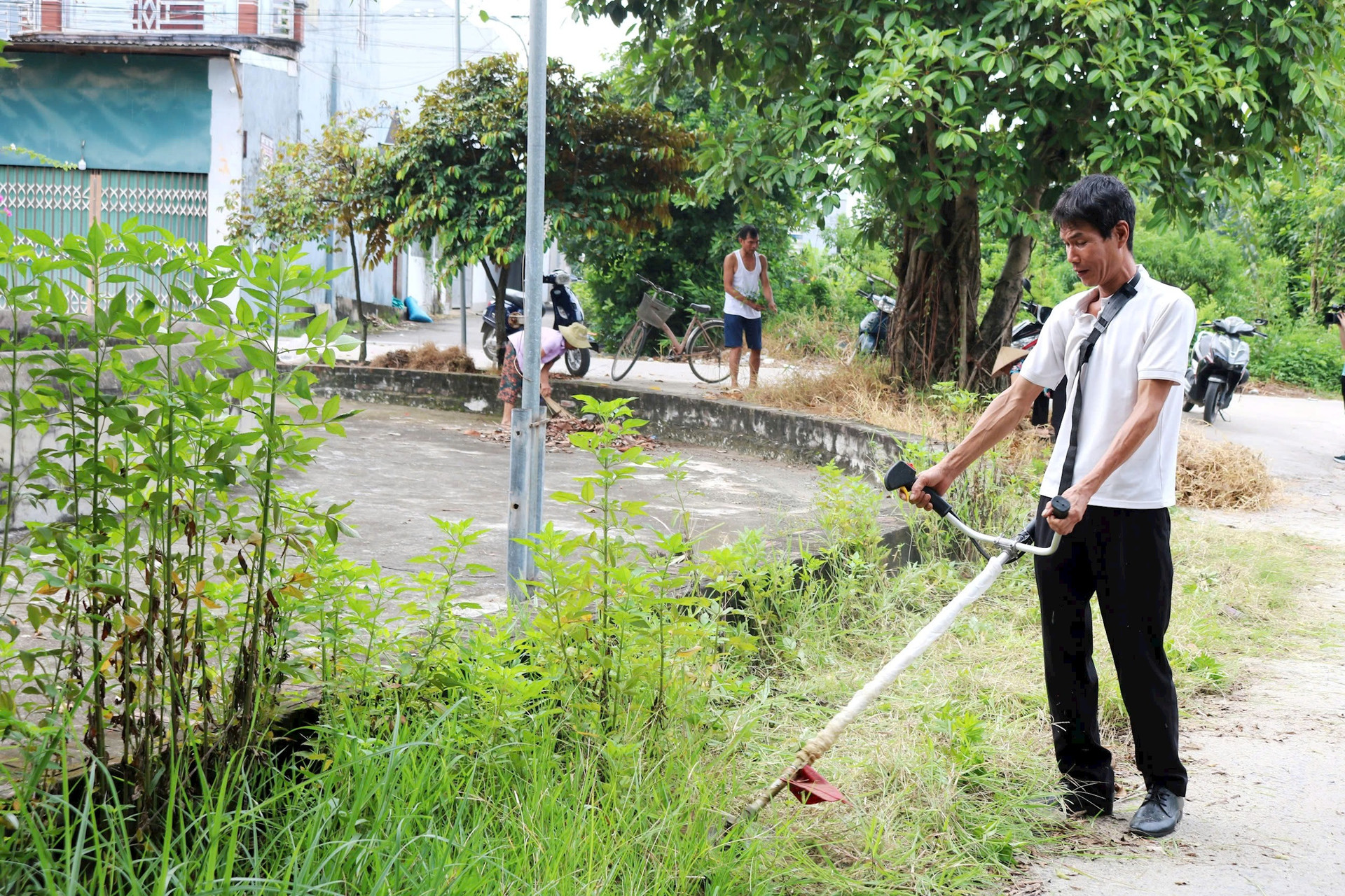 Người dân xá xã, thị trấn trteen địa bàn huyện