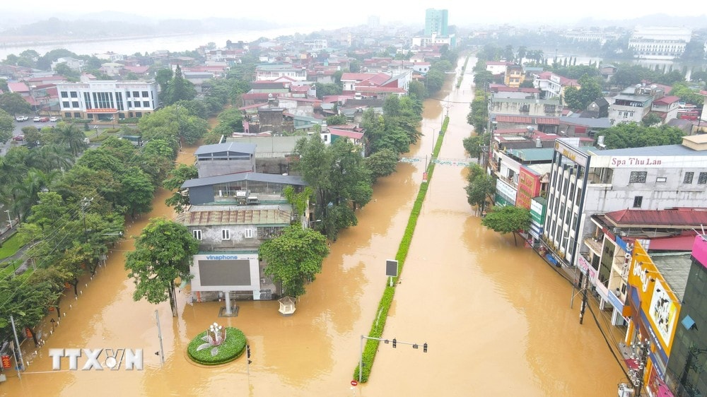 ttxvn_yen_bai_3500_ho_dan_phai_di_doi_do_ngap_lut_sau_bao_so_3_4.jpg