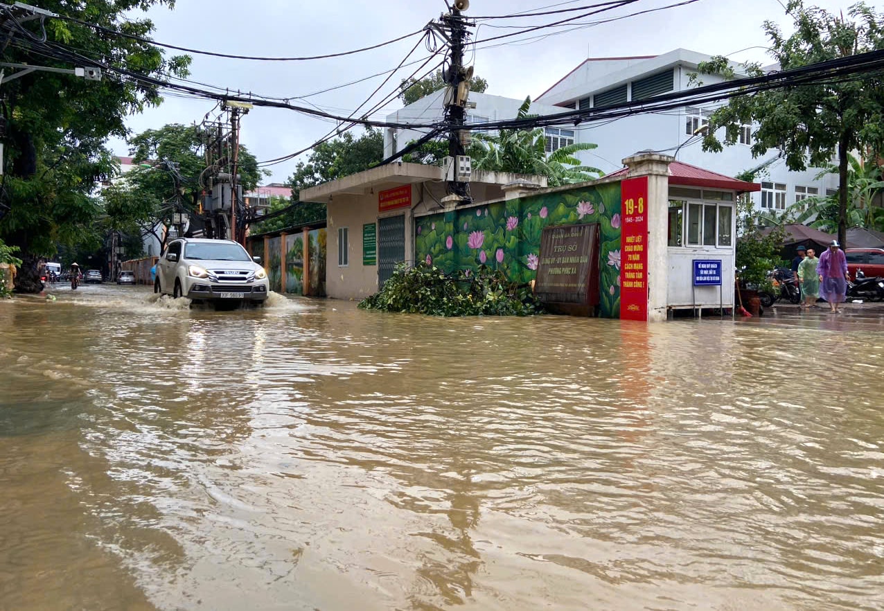 Ngập lụt chỉ xảy ra ở khu vực ngoài đê, không thể nào ngập vào nội đô