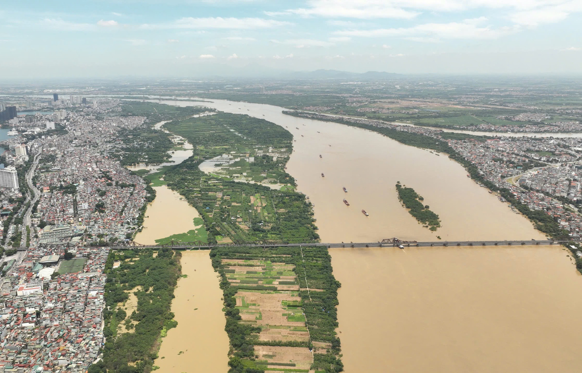 luat-thu-do-sua-doi-la-dong-luc-de-thanh-pho-ha-noi-quy-hoach-do-thi-ven-song-hong-thanh-diem-dot-pha.-anh-nguyen-quang.jpg