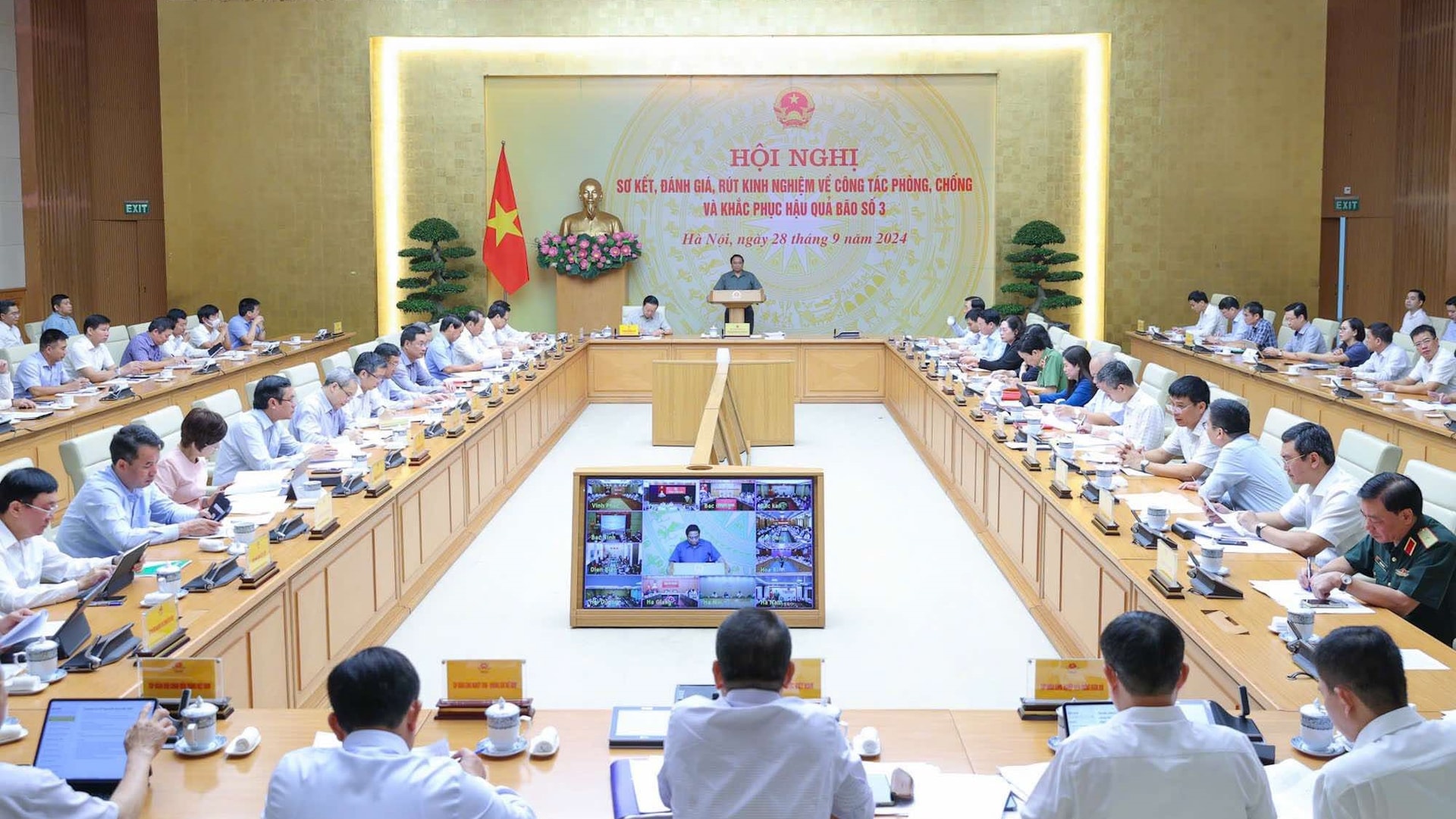 quang-canh-1.jpg