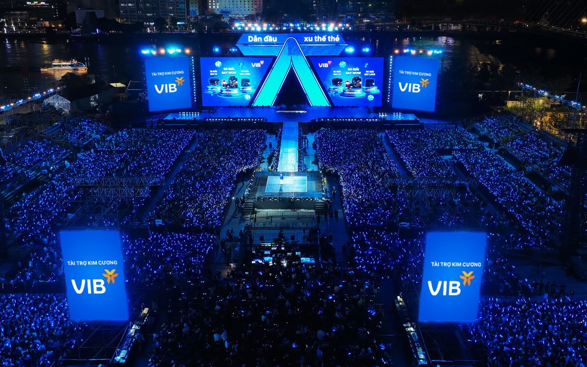 VIB ghi đậm dấu ấn tiên phong xu thế thẻ qua Anh Trai 'Say Hi'- Ảnh 1.